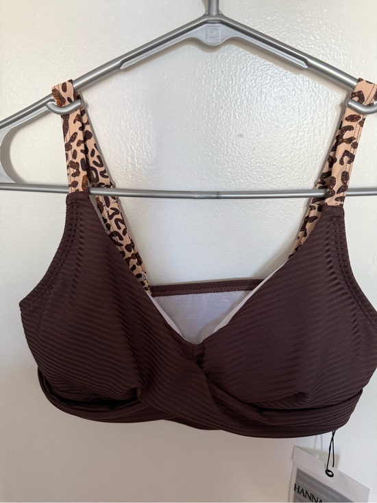 Hannah Tops - Y2K Brown Leopard Accent Bralette